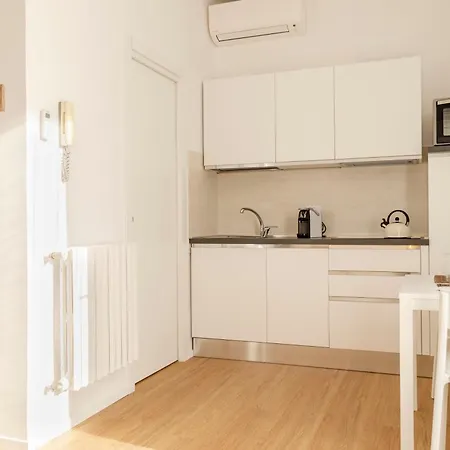 Fabulous 90mq Penthouse With Jacuzzi In Center Appartamento *