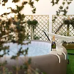Appartement Fabulous 90mq Penthouse With Jacuzzi In Center *